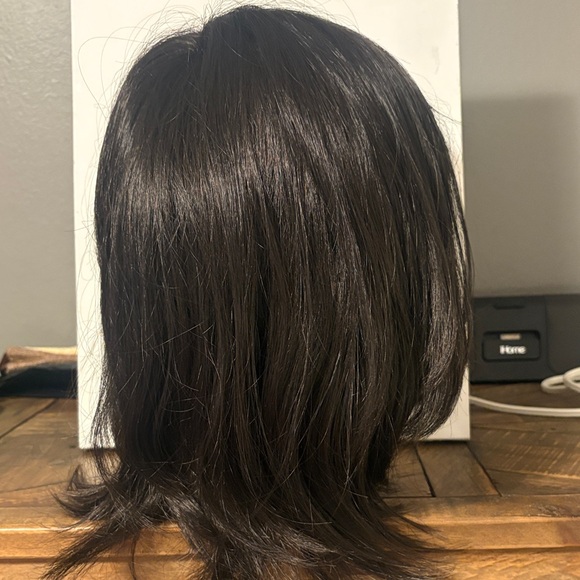 Wig - Jon Renau Emilia Chic Women’s wig - Picture 4 of 15